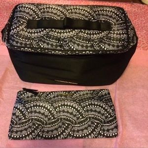 VICTORIA’S SECRET BRA PANTY TRAVEL BAG*NWT*